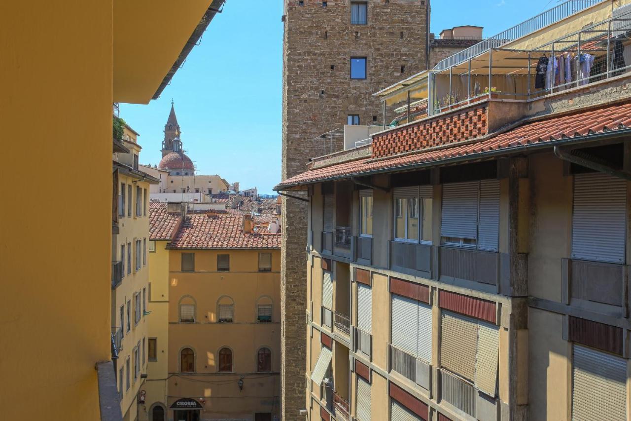 Апартаменты The Red Loft In Ponte Vecchio N.2 Флоренция Экстерьер фото